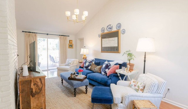 Southern Comfort with Best Location in the City