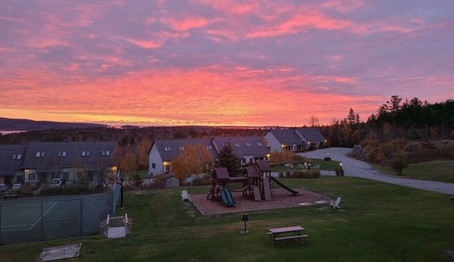 Southwest Harbor town house, sleeps 6 w/HotTub, price just reduced.