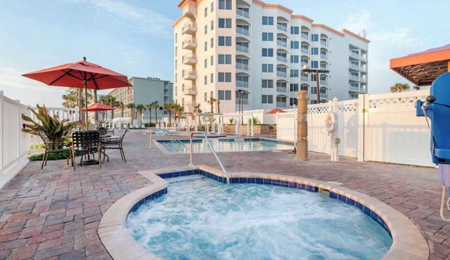 Spacious 2BR Oceanfront Units for Family Stay with Full Kitchen