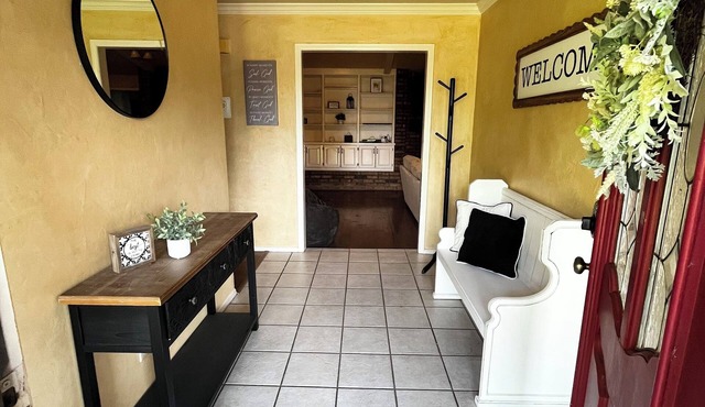 Spacious 3 bedroom, 2 bathroom home