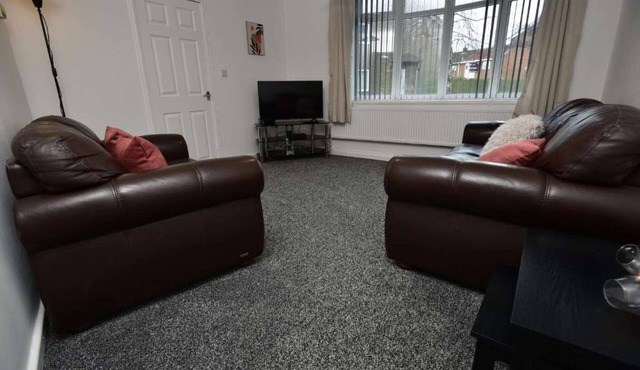 Spacious 3 bedroom House in