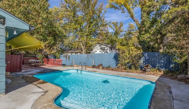 Spacious 4 Bedroom Home w/POOL In Safe Area!