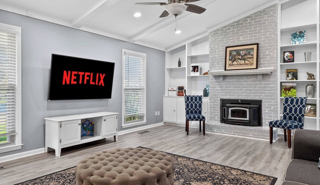 Spacious East End Louisville retreat near downtown