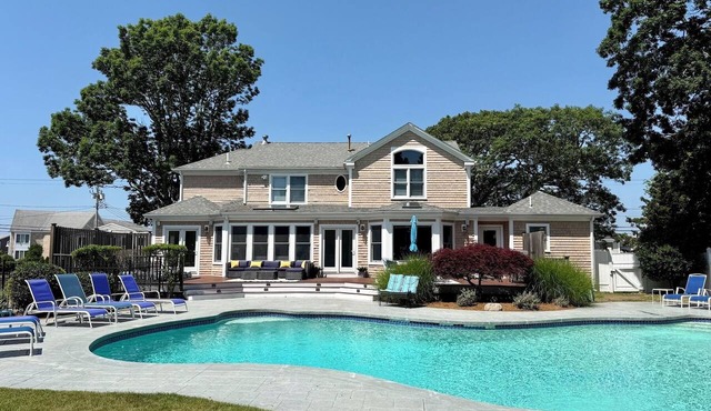 Spacious Falmouth Retreat with Private Pool RPAM072