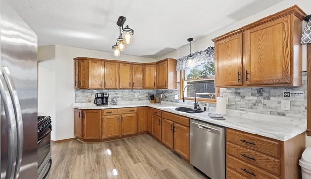Spacious Family Home with Indoor Hot Tub & Playset