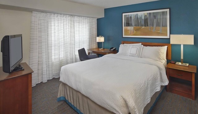 Spacious Good-Value Accommodation! 4 Cozy Units, Free Breakfast and Parking!