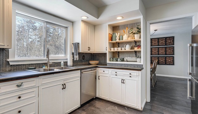 Spacious Home Near Lake Bemidji With Game Room!