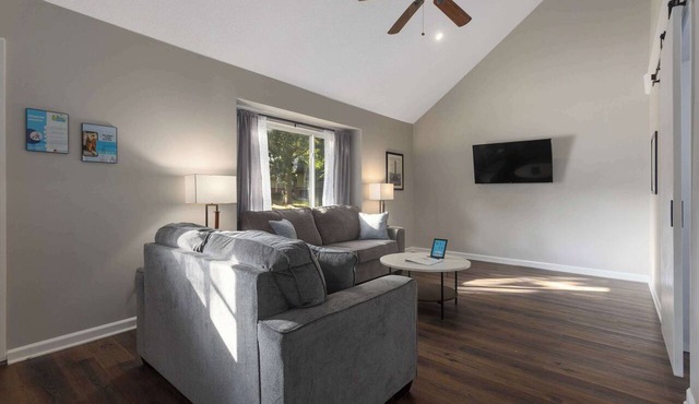 Spacious Home Roomy Sleeps 14 KingBeds FIFA WC 26