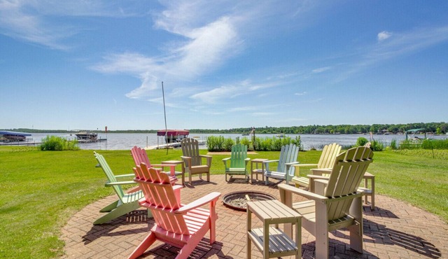 Spacious Lake Edward Retreat w/Dock & Fire Pit!