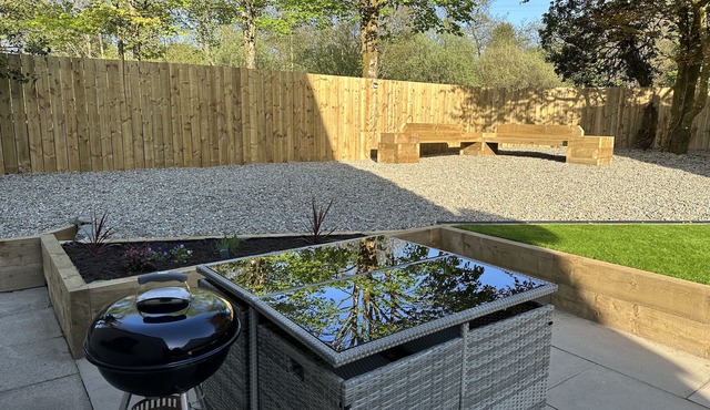 Spacious, Modern Villa Sleeping 8 in 4 Bedrooms with Fantastic Outdoor Space