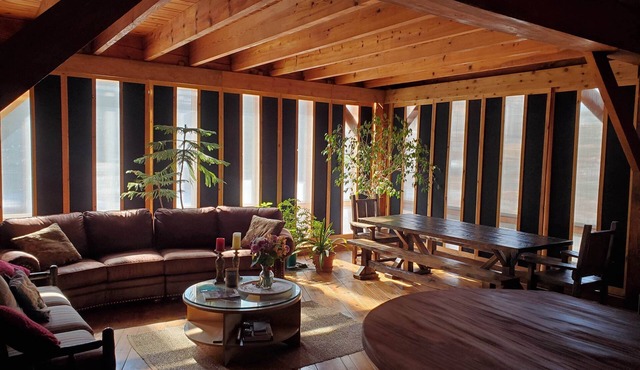 Spacious Rush Lake home - Sauna, 2 docks/1 lift