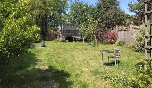 Spacious Suffolk Cottage in Village Setting