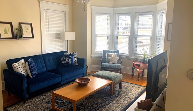 Spacious & Sunny Pet-Friendly Home in an Historic New England Lakeside Town