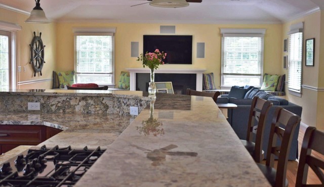 Spacious Wellfleet Home on 1 1/2 acres ~ Steps to the bay ~ Walk to town