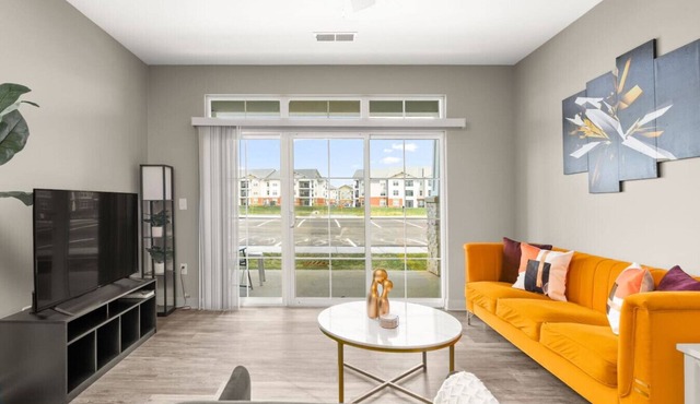 Spacious Whitestown Getaway
