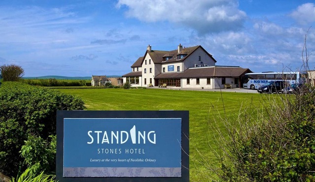 Standing Stones Hotel