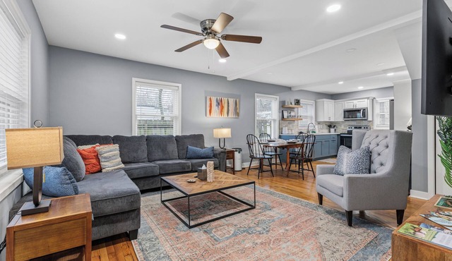Stay in a newly renovated home in the heart of Dtown Lexington