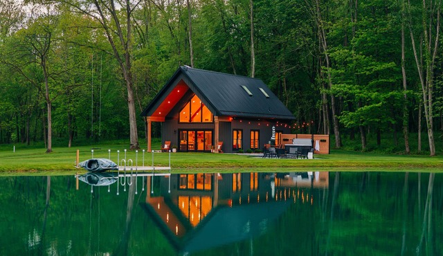 Stillwater Retreat | Pickleball Court + Private Pond w/Kayaking