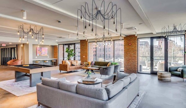 Studio Near Downtown |Walkable |