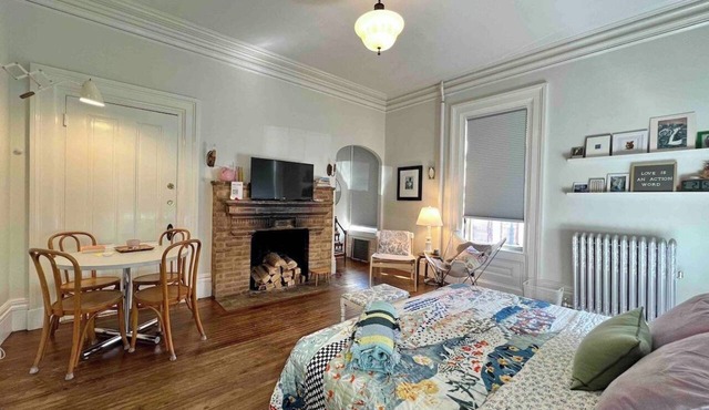 Studio w Parking in Portsmouth Historic District