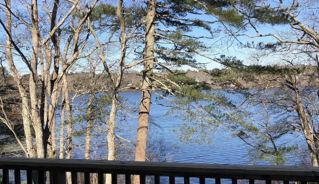 Stunning 4-bedroom Private Fresh Water Beach Front