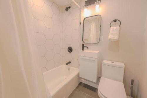 Stunning Back Bay Studio Apartment