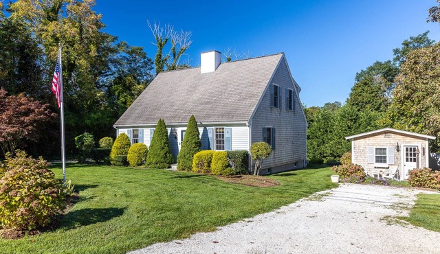 Stunning East Orleans Residence 2 Miles from Nauset Beach