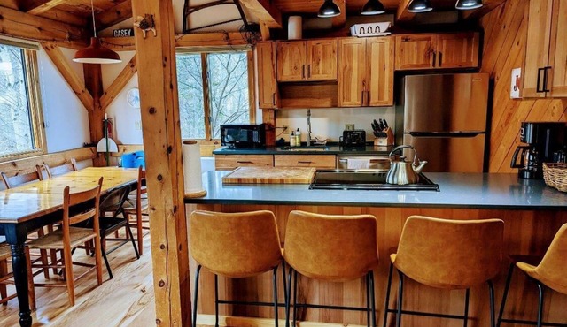 Stunning Post And Beam, Ski-in/Ski-Out Birchwood Penthouse.