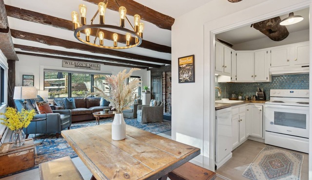 Stunning, relaxing riverfront retreat