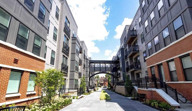 Stylish apartments near shops and entertainment
