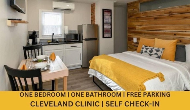 Stylish Ohio City Studio in the Heart of it All!