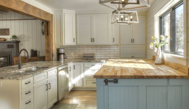 Sugarbush Creek Cottage on Round Lake, Gull Lake Chain