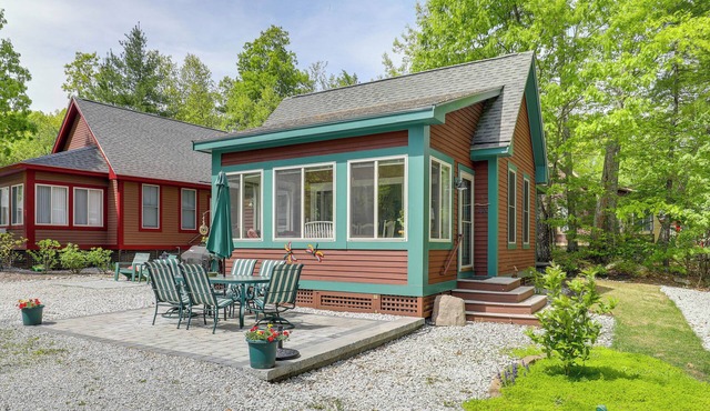 Summer Village Family Cottage w/Community Perks!