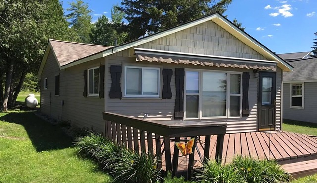 Sunset Beach C&C Four Season Cabin
