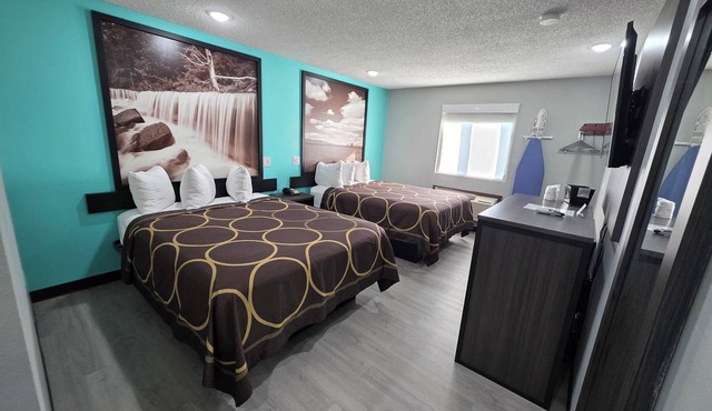 Super 8 by Wyndham Emporia