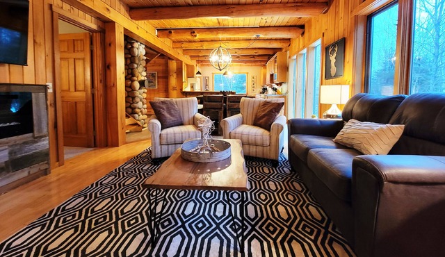 Superior Woods | Private Wooded Retreat