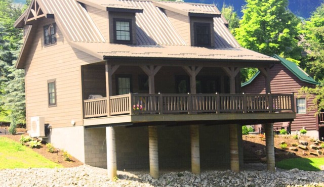 Sweet Dreams at Water's Edge Cabins