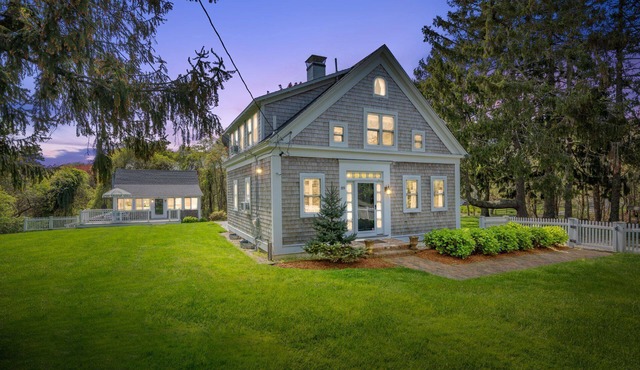 Sweet Retreat: Relax, Reconnect & Unwind