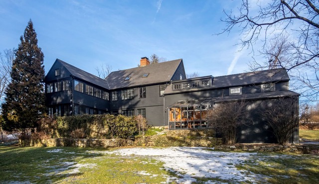 Sweetbrier Farm - Gorgeous Views, Beautiful Home