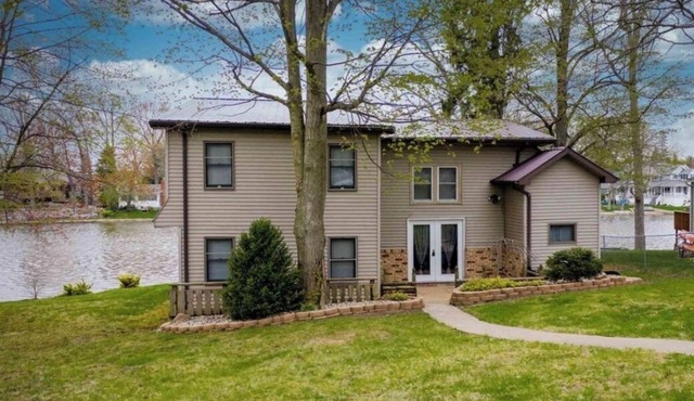 Sylvan Lake House 5-BR 4-BA Full Kit., 2 Pier spaces