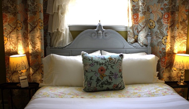 Taylor's Pharmacy Guesthouse