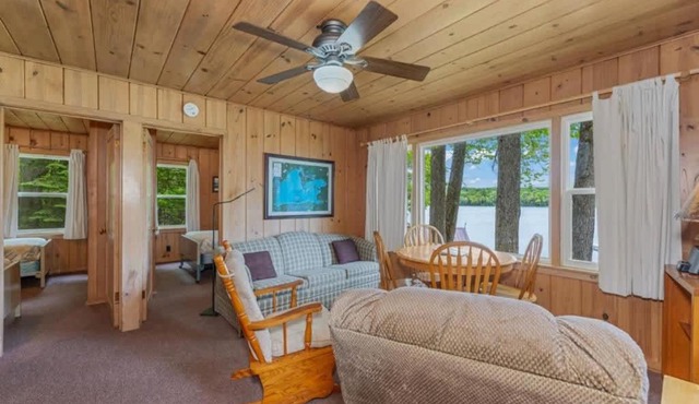 TB8 Thunder Bay Resort Cabin 8