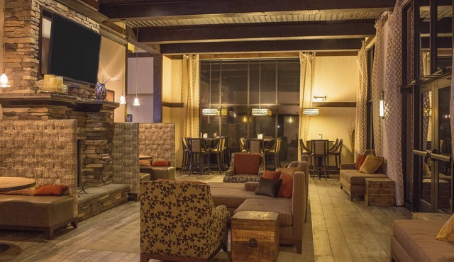 Teddy's Residential Suites Watford City