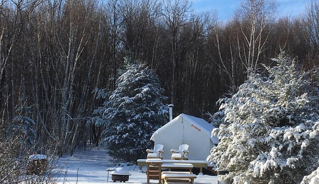 Tentrr Signature Site - Meadow's Edge at Two Chairs Farm