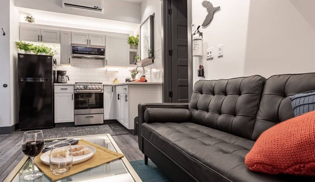 The Art Loft @Keystone Modern 1 Bed/1BA Studio