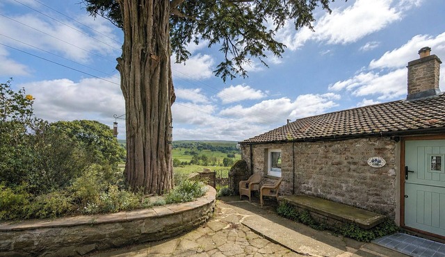 The best things certainly come in small parcels and Bloomer’s Bothy has it all.