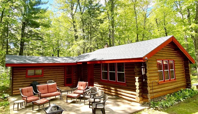 THE CABIN- come experience the rustic charm!!