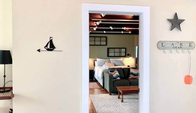 The Champlin Carriage House at Keuka Lake
