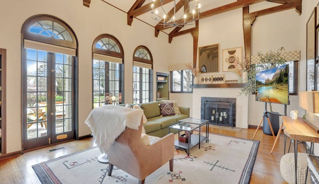 The Clintonville Casita | Walkable & Inspiring