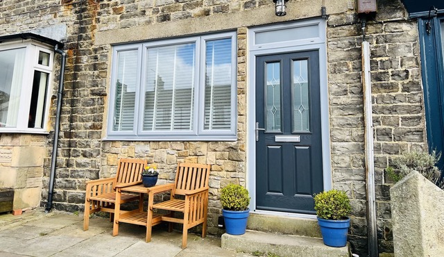 THE COBBLERS, pet friendly, with open fire in Middleton-In-Teesdale